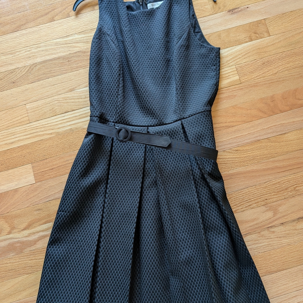 Elegant Black Sleeveless Dress